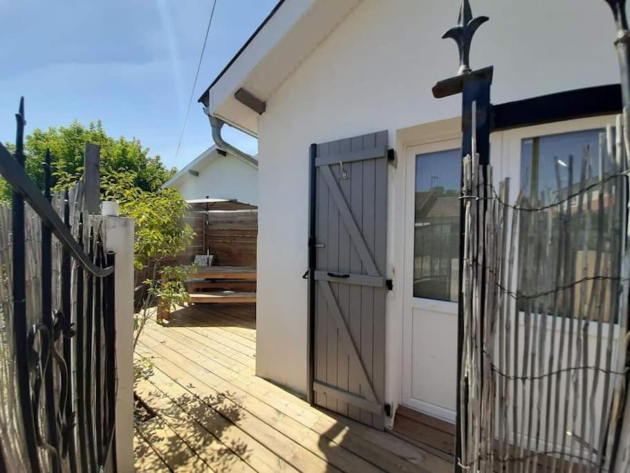 La Maisonnette De Suzette Lanton Exterior photo